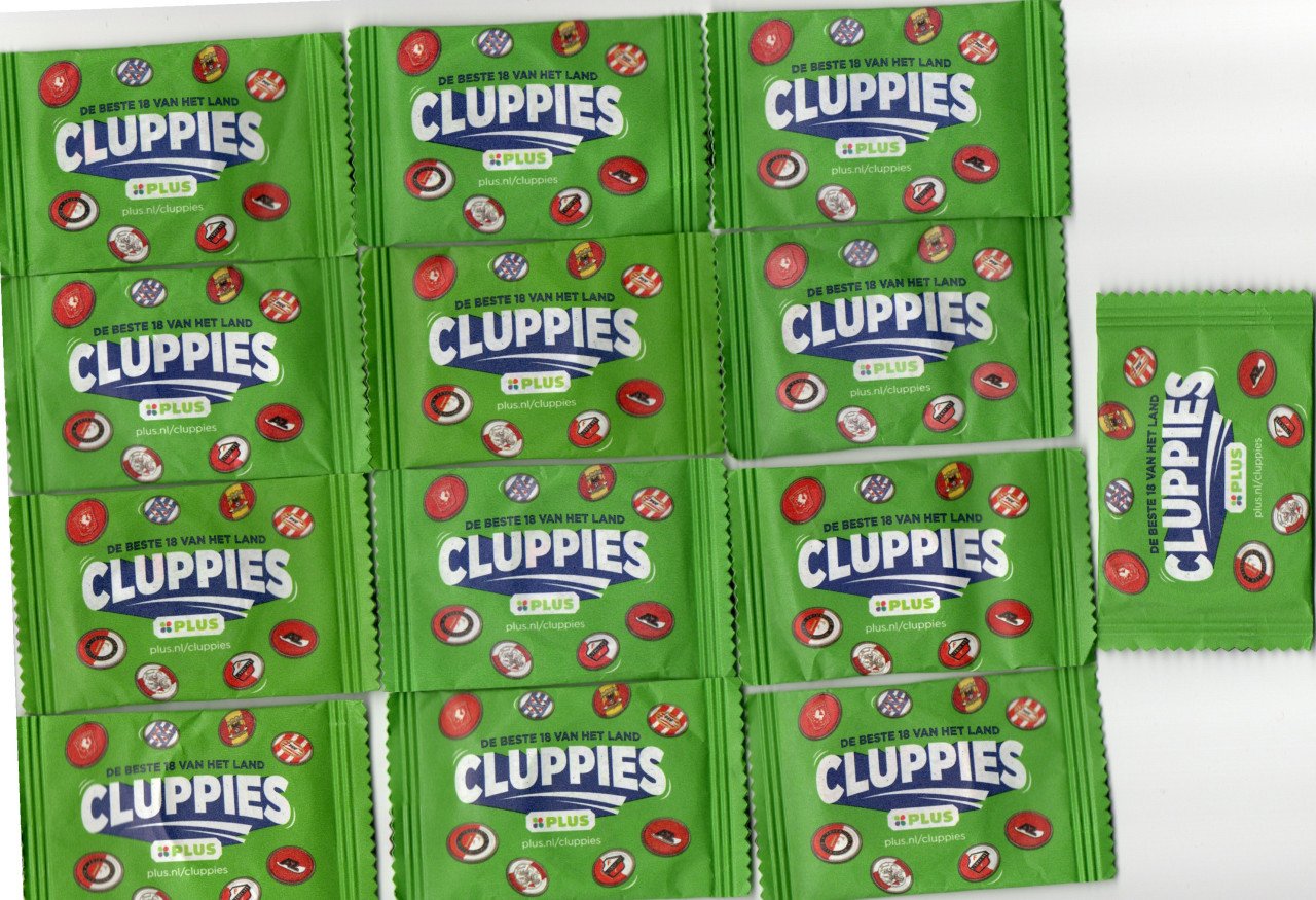 13 stuks ongeopende  Cluppies van de PLUS voor  € 3,50