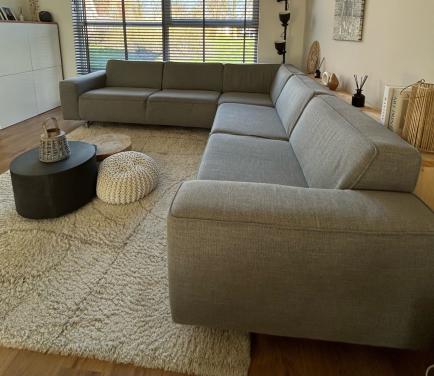 Hoekbank grijs groot, merk Inhouse Carolina 286x301cm