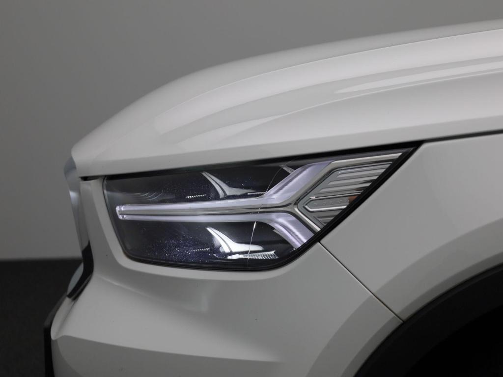 Volvo XC40 1.5 t5 recharge inscription expression | automaat | apple carpla