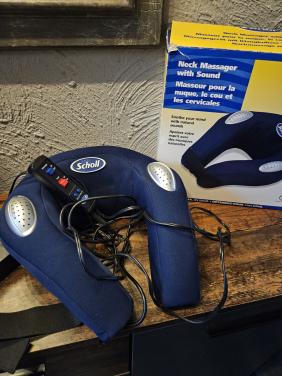 Scholl Nek Massager met Geluid en Warmtefunctie