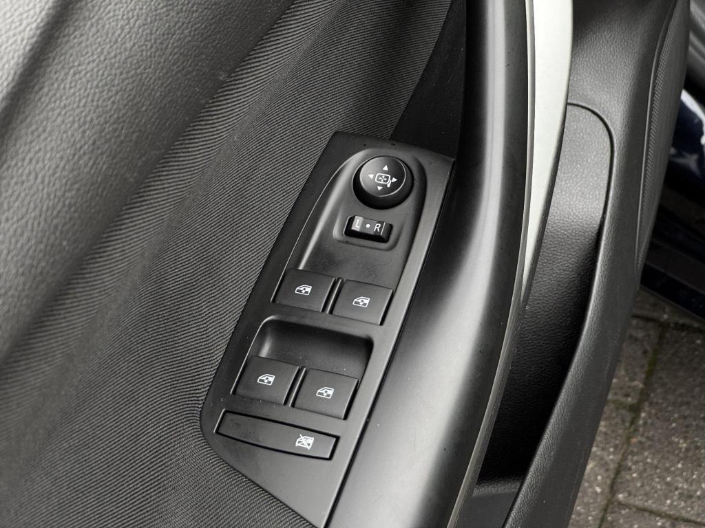 Opel Astra sports tourer 1.4 online edition 150pk comfortstoelen + intellil