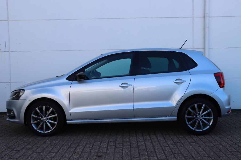 Volkswagen Polo 1.2 tsi first edition 90pk
