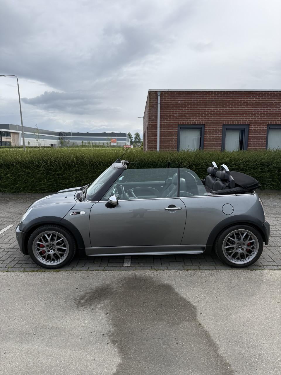 MINI Cooper S Cabrio 1.6 – John Cooper Works – 170 PK – 108.000 km