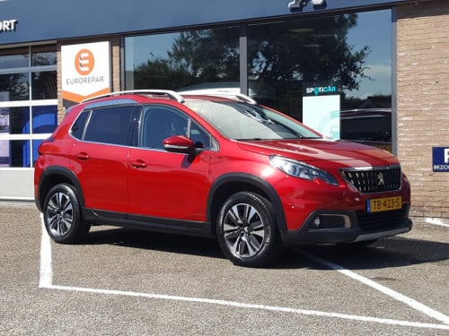 Peugeot 2008 1.2 pt 110pk allure eat6 automaat navigatie | achteruitrijcame