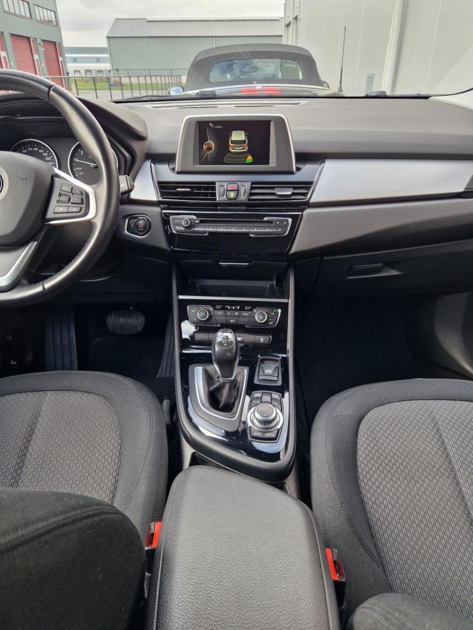 BMW 2-serie active tourer 218i essential