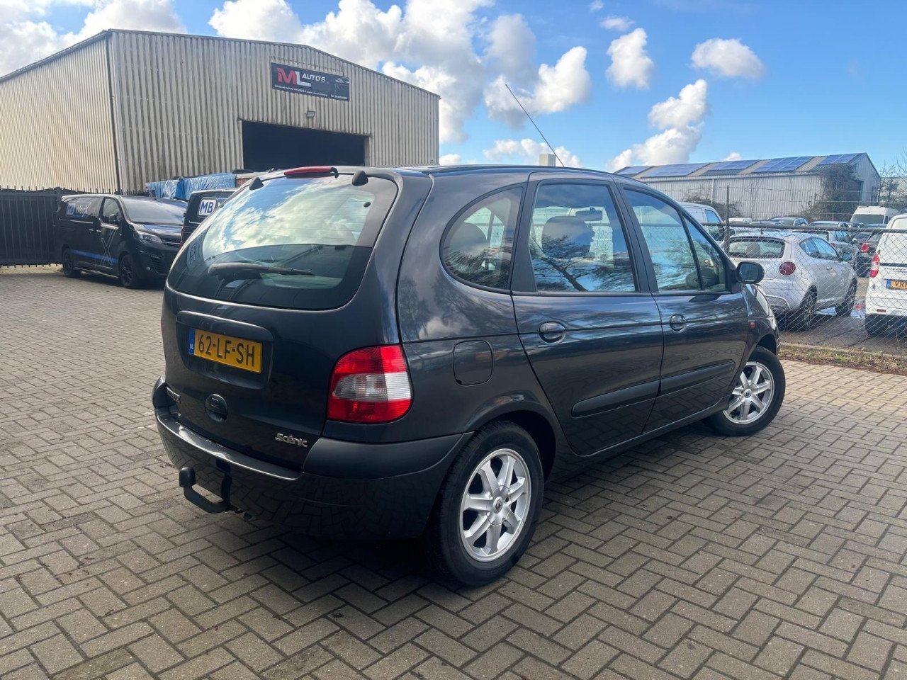 Renault Scenic 1.6-16V Expression Sport Automaat