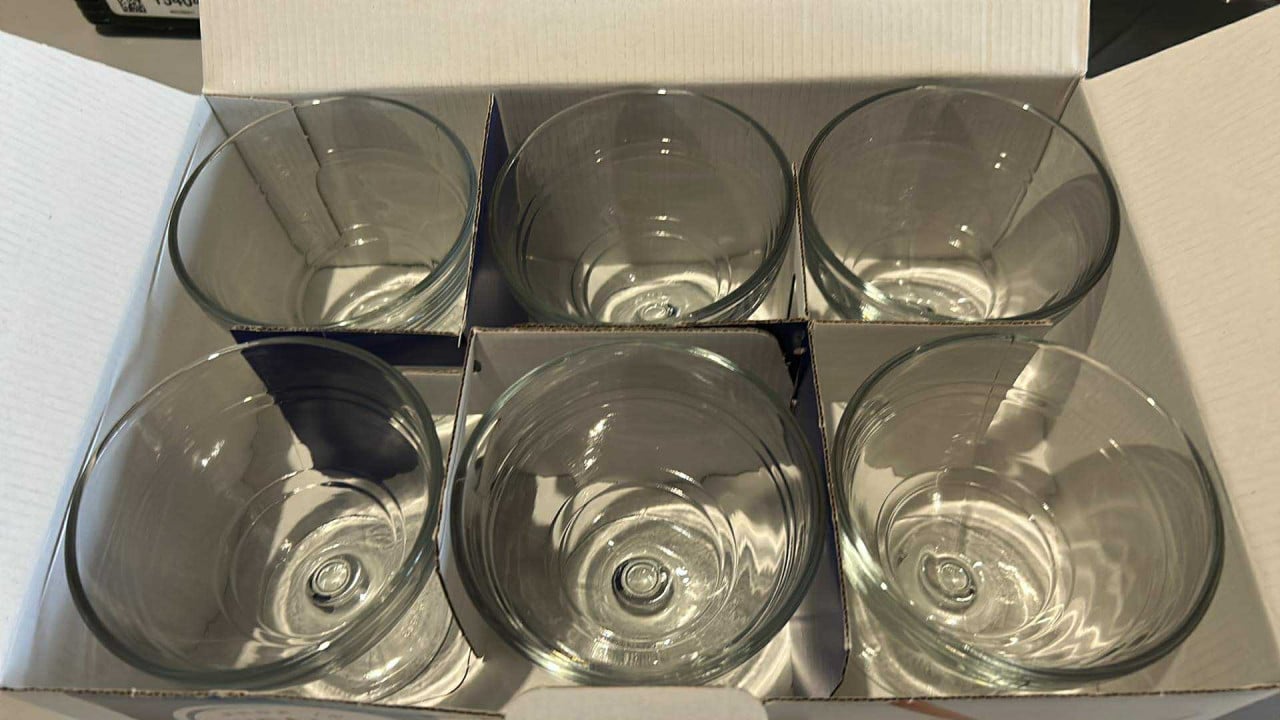 Mooie Duralex dessert coupe, gemaakt in Frankrijk. per 6  5 euro