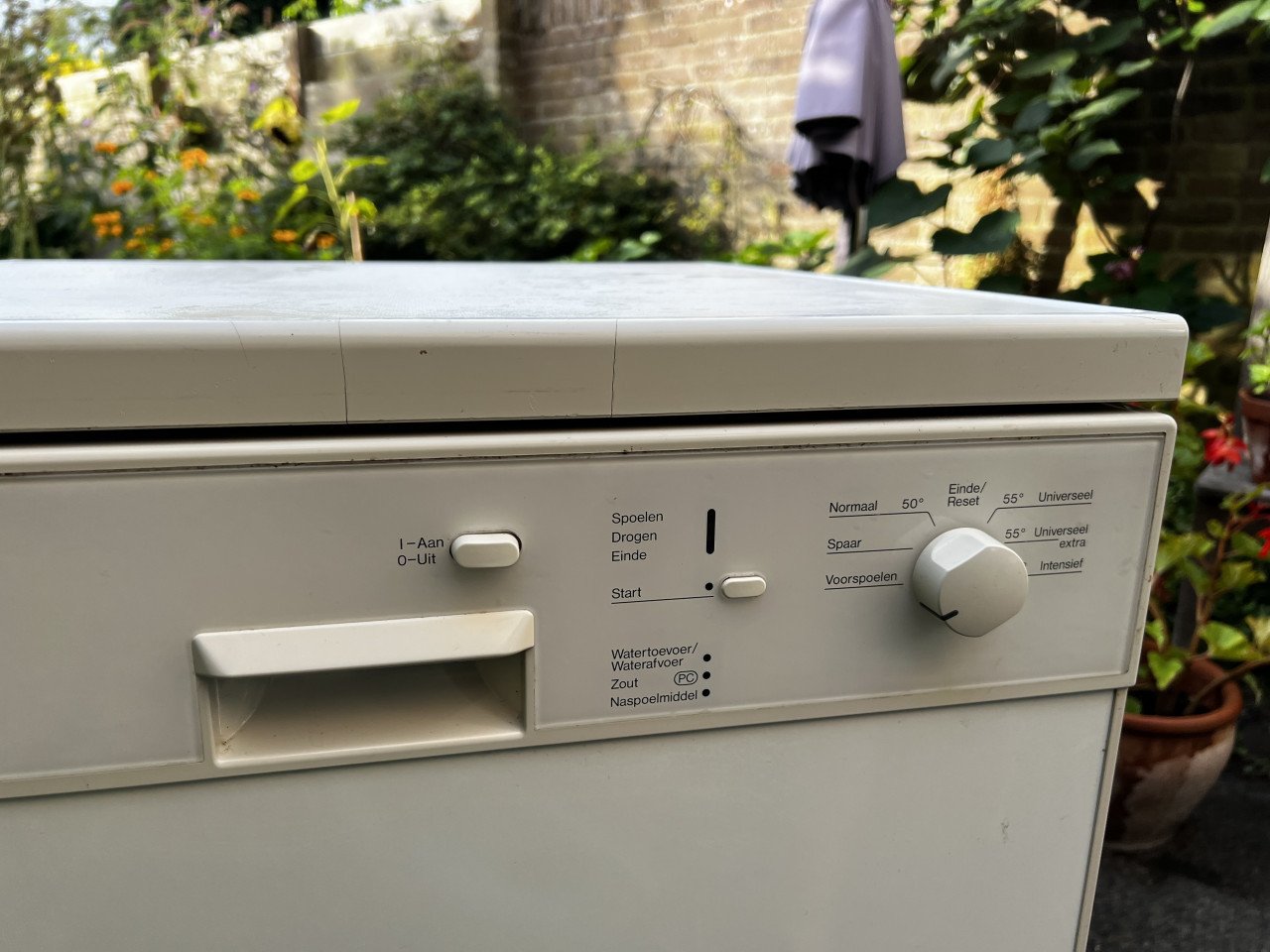 Oude miele vaatwasser GERESERVEERD