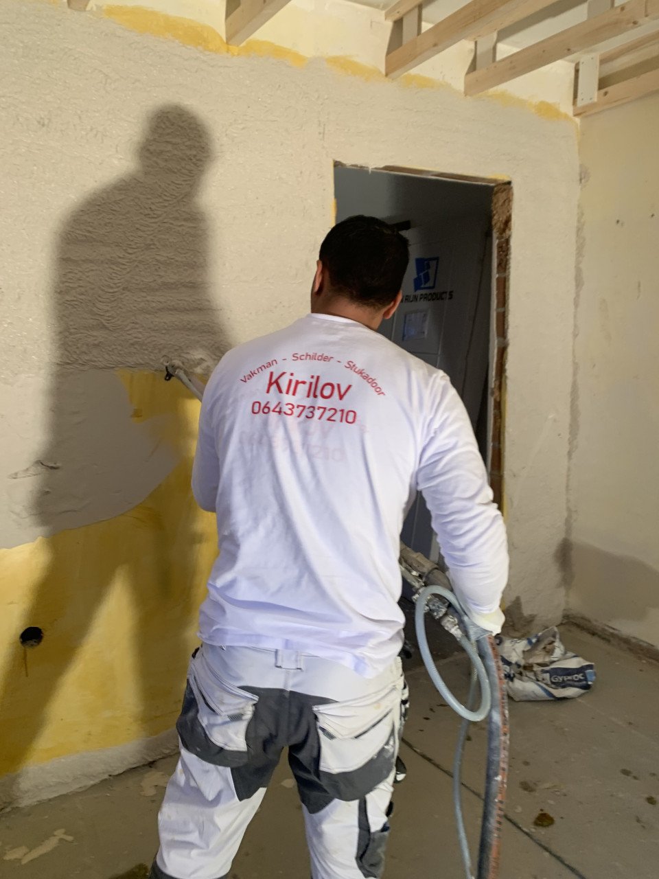 Stucadoor tel 0643737210 Kirilov