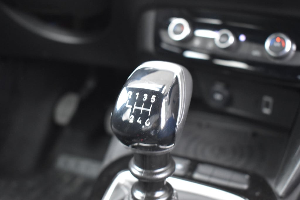 Opel Corsa 1.2 turbo gs 100pk | navigatie | keyless entry | camera