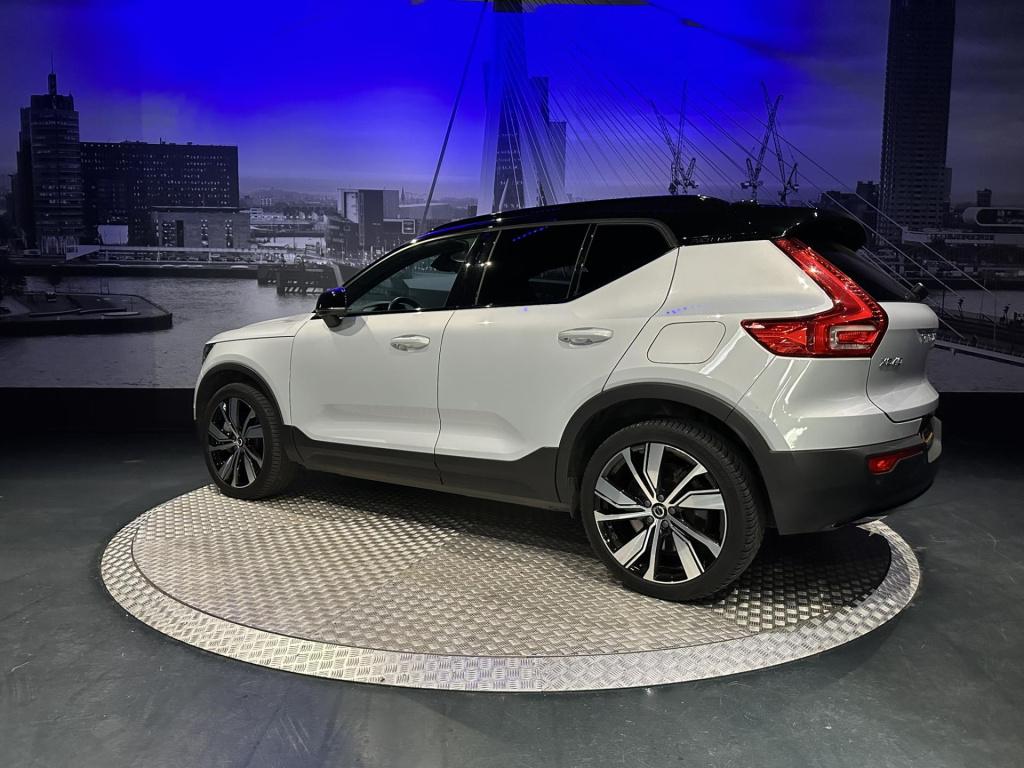 Volvo XC40 recharge pro *pano*harmankardon*360camera*