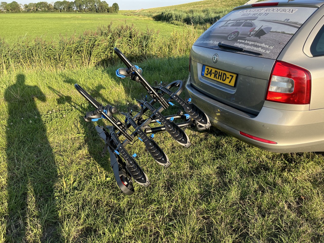 Fietsendrager voor 4 fietsen te huur