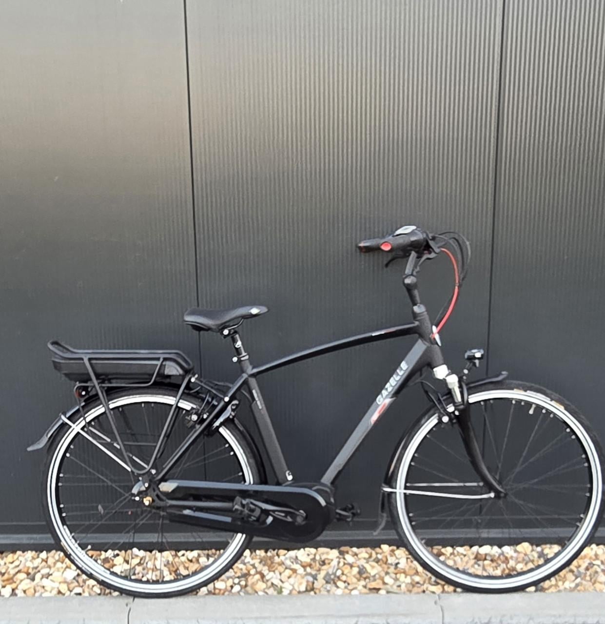 Mooie  Gazelle Vento C7 HMB Bosch Active Line-Plus 400Wh 53cm