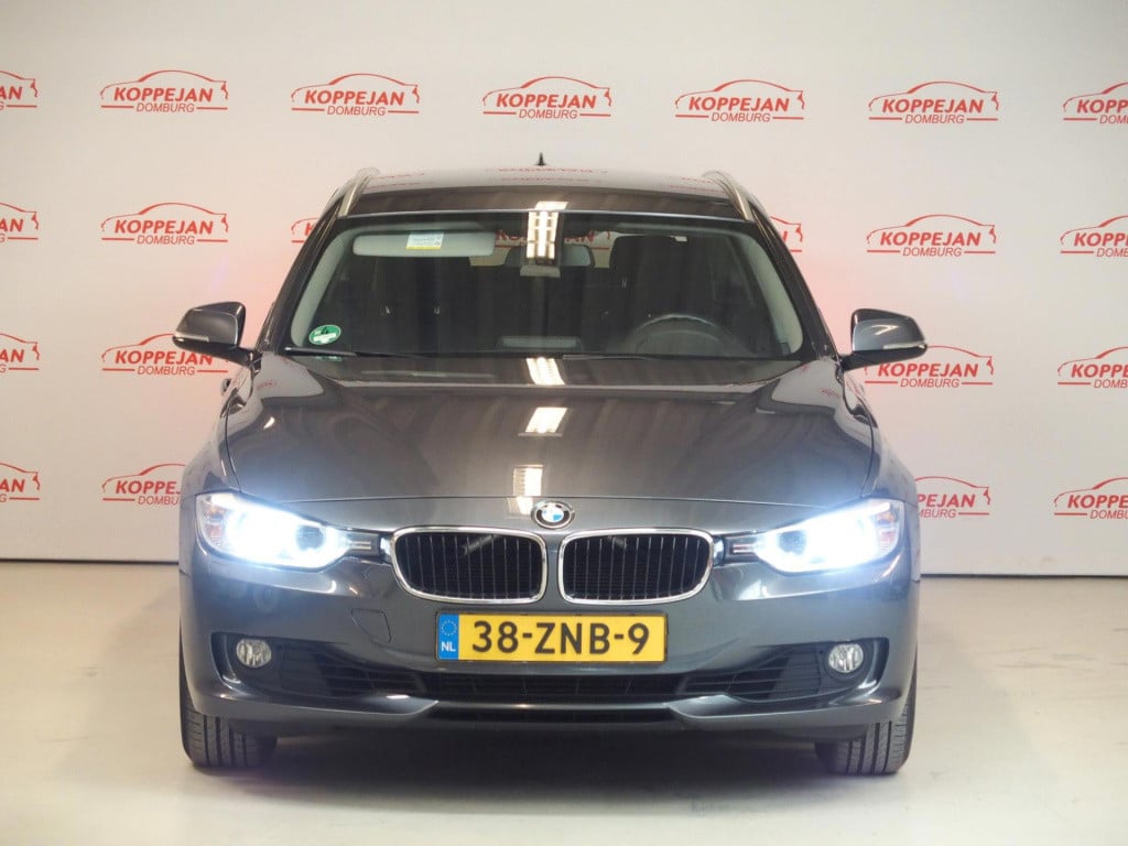 BMW 3-serie touring 320i high executive nl auto, leder, trekhaak
