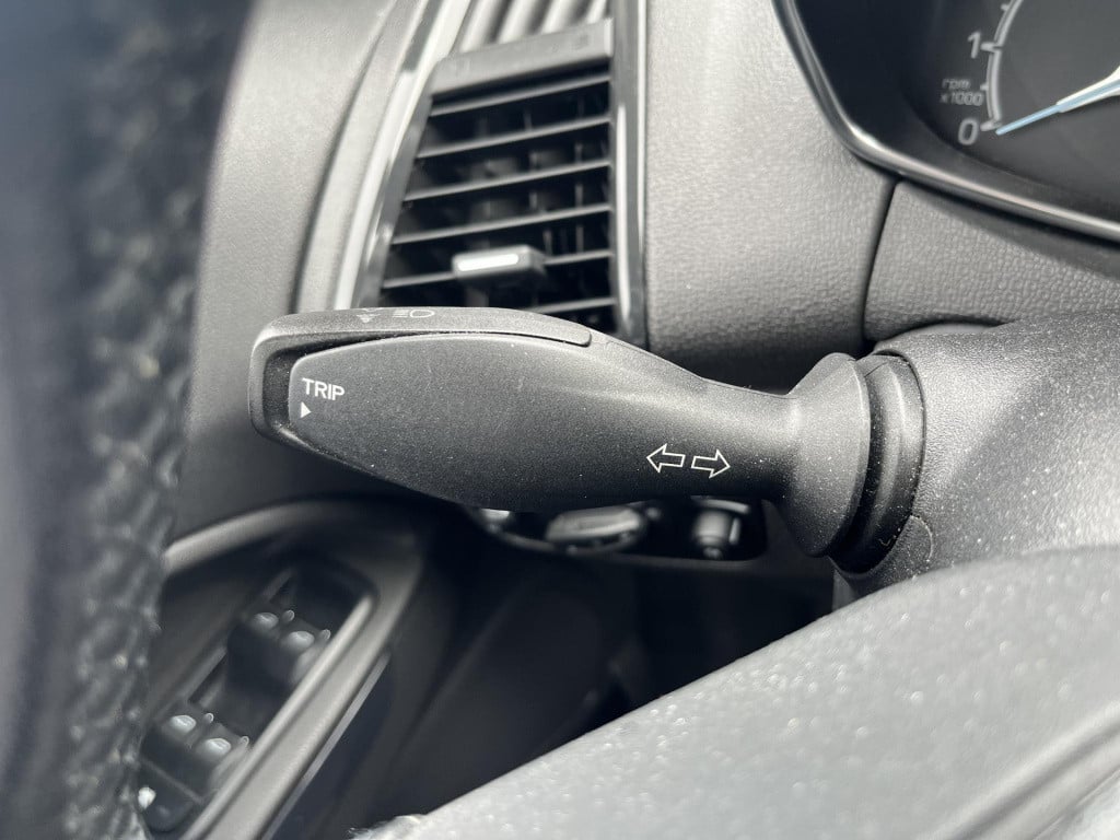 Ford Ecosport 1.0 ecoboost titanium | climate control | parkeersensoren ach