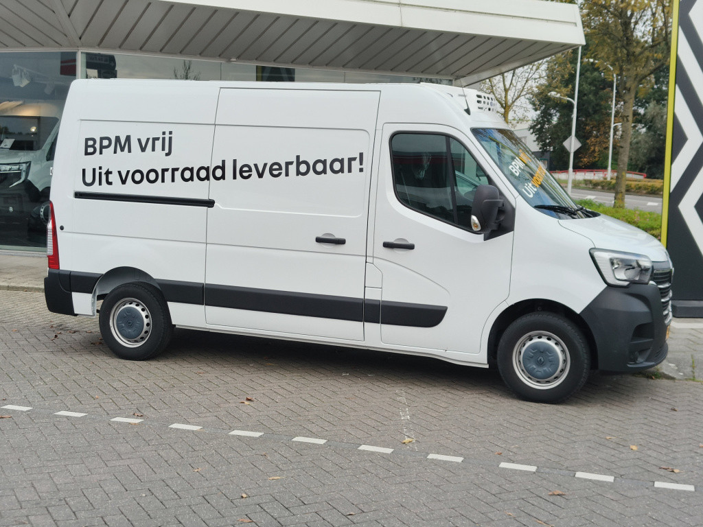 Renault Master t35 2.3 dci 135 koelwagen l2h2 comfort uit voorraad leverbaa