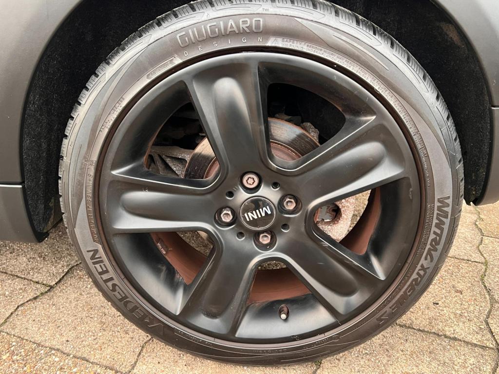 Mini Cooper mini 1.6 10 years ii, navigatie, leer, lm velgen enz...