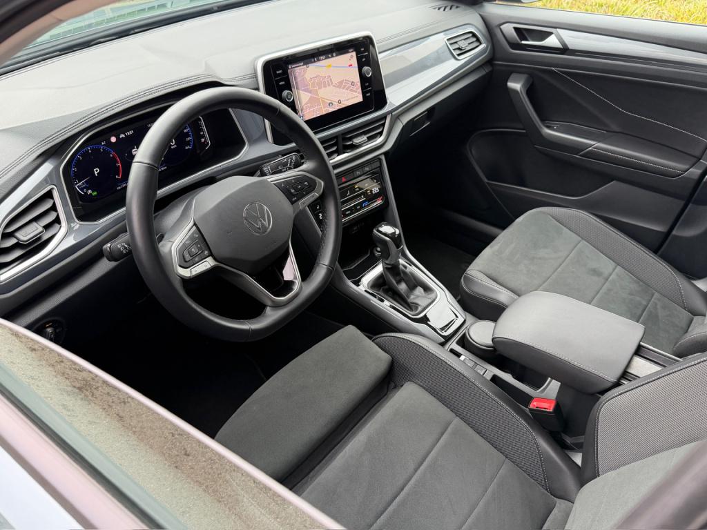 Volkswagen T-roc 1.5 tsi 150pk dsg style | navi | camera | ergo stoel | rij