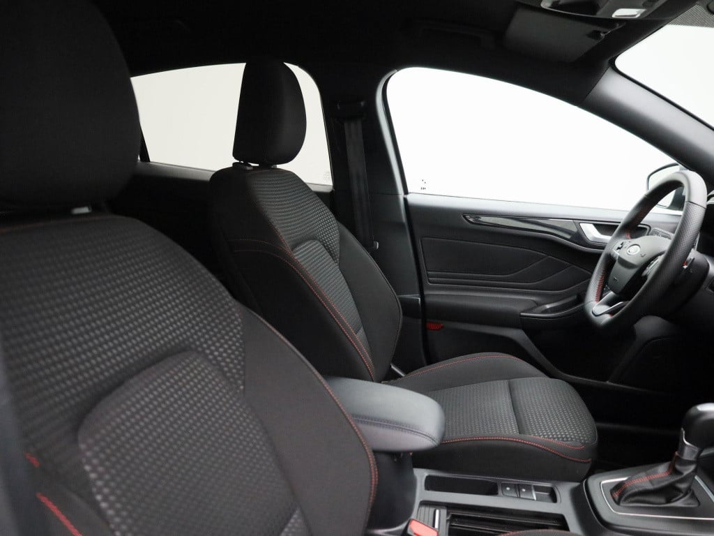 Ford Focus st line | automaat | climate control | cruise control | navigati