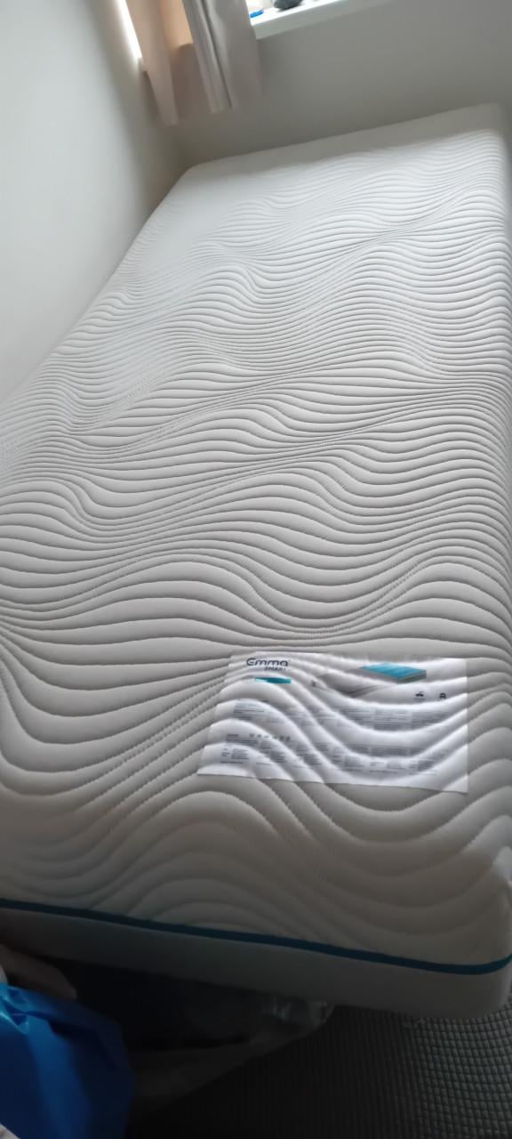 2 x eenpersoons Emma Smart matras 80/ 200 cm