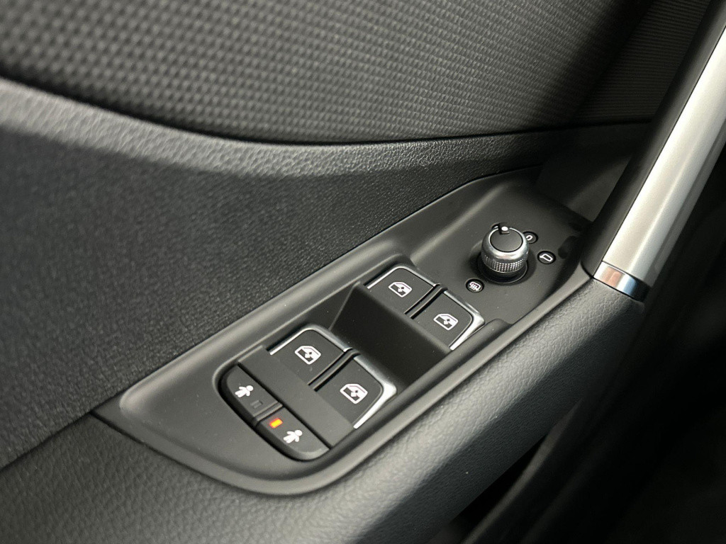Audi Q2 advanced edition 35 tfsi 110 kw / 150 pk hatchback
