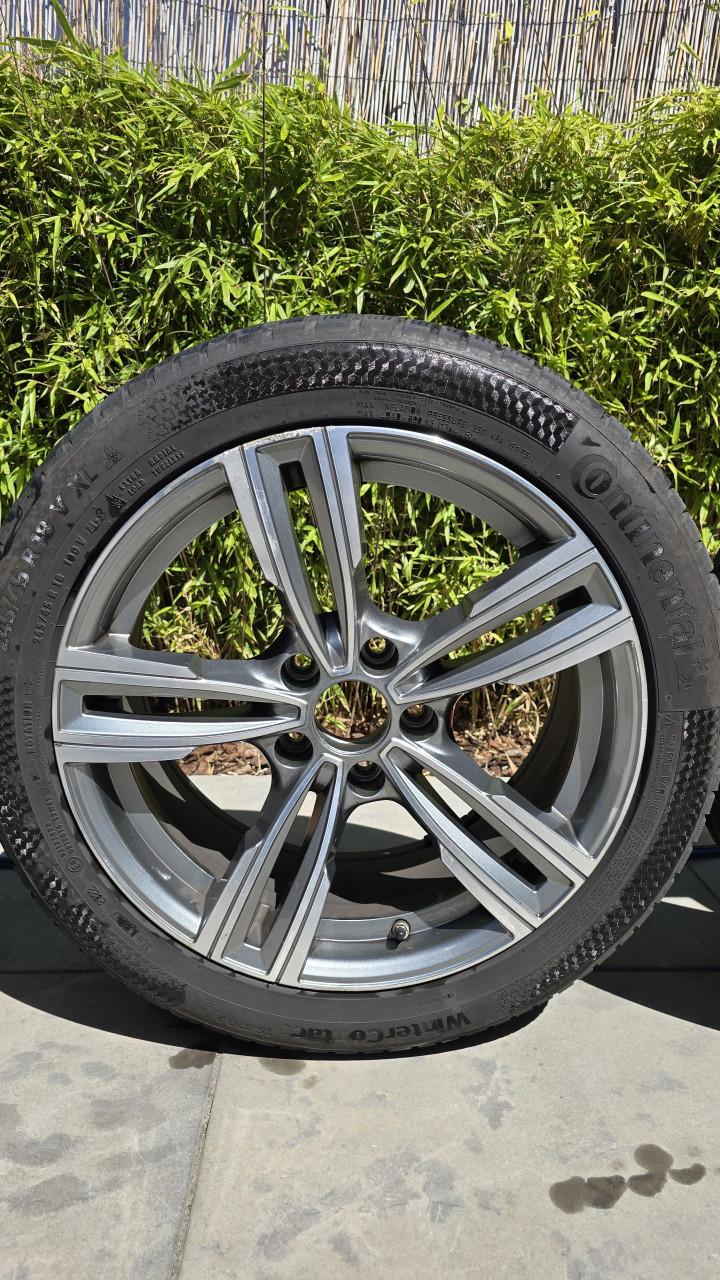 18 inch velgen 5x120 met continental winterbanden