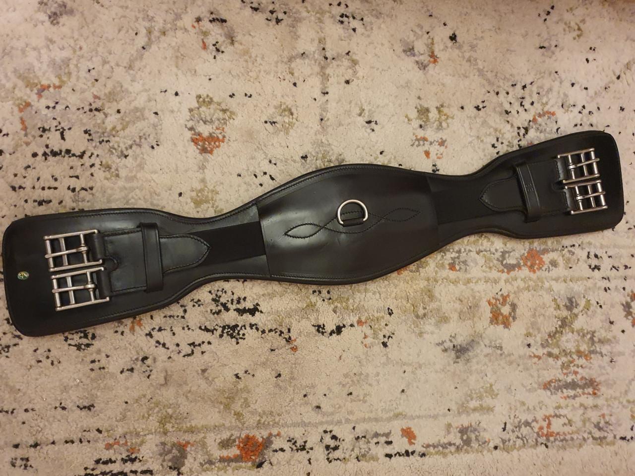 LJ Leathers dressuursingel 65cm