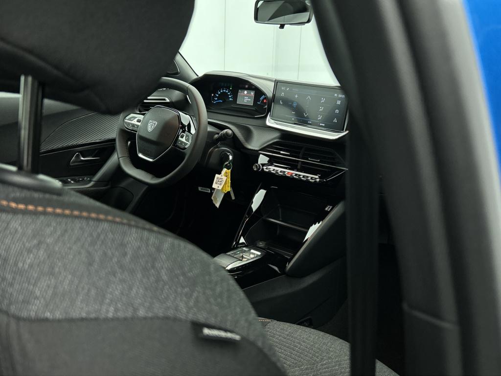 Peugeot E-2008 ev style 50 kwh | rijklaar |