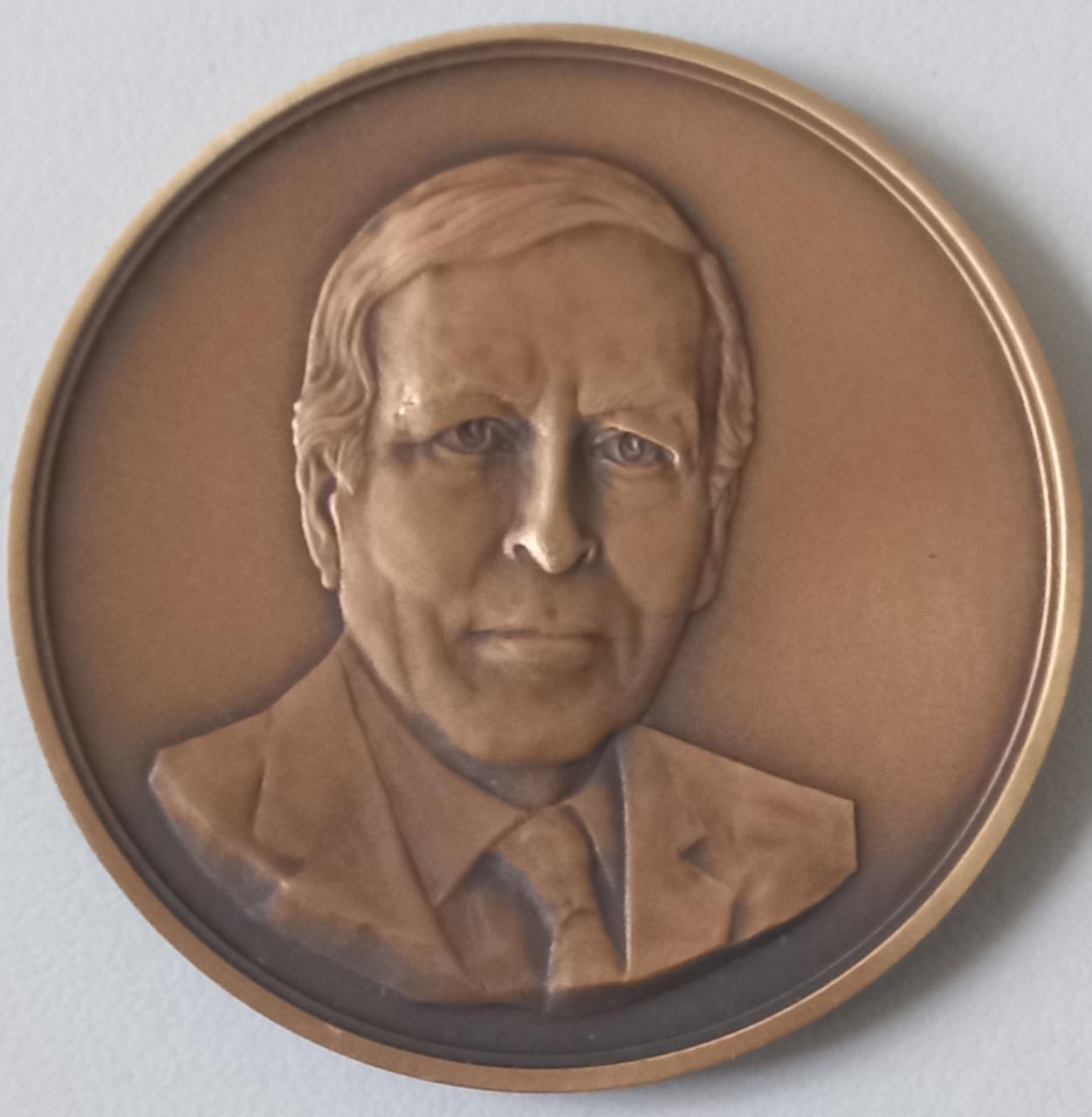 Bronzen herdenkingsmunt prins Claus