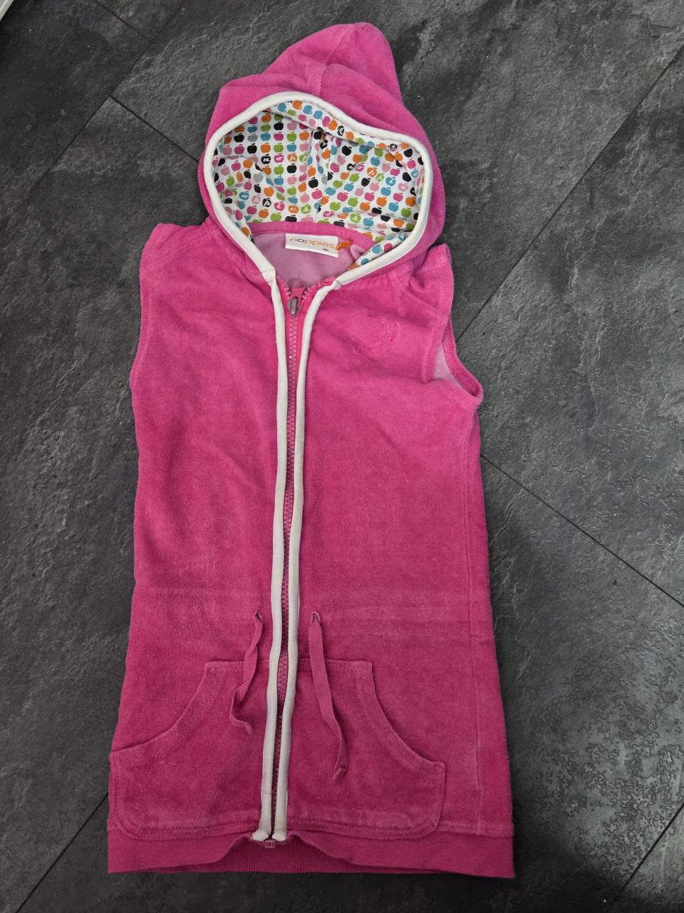 Mouwloze badstof hoodie met ritssluiting Noppies maat 86
