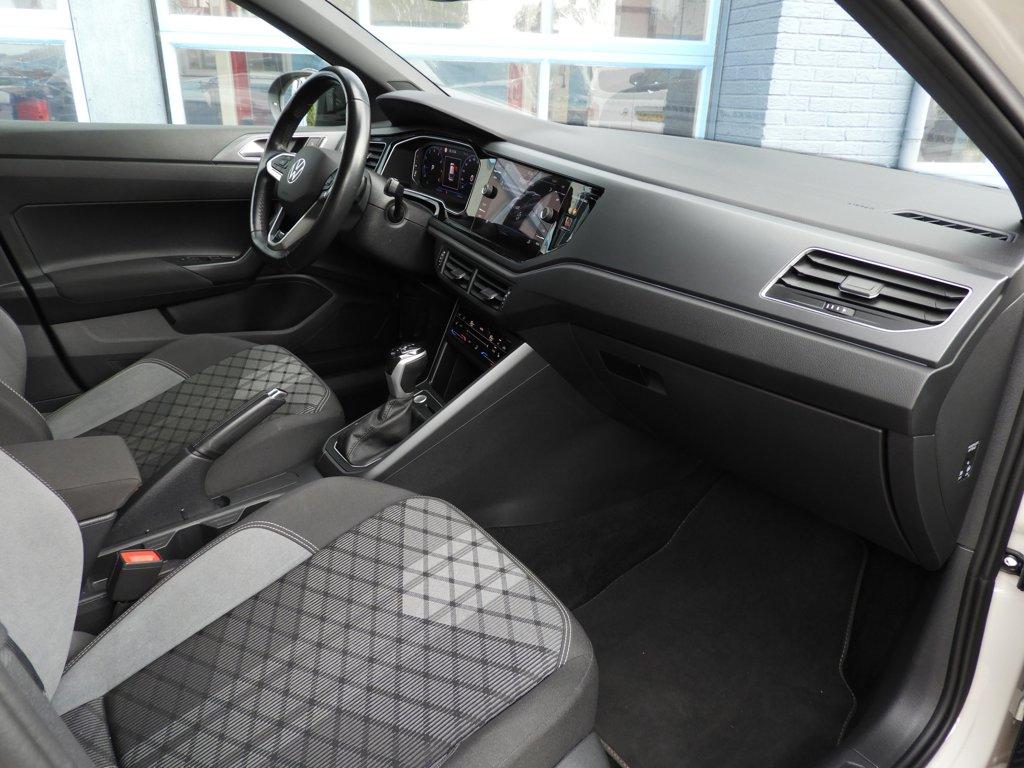 Volkswagen Taigo 1.0 tsi r-line