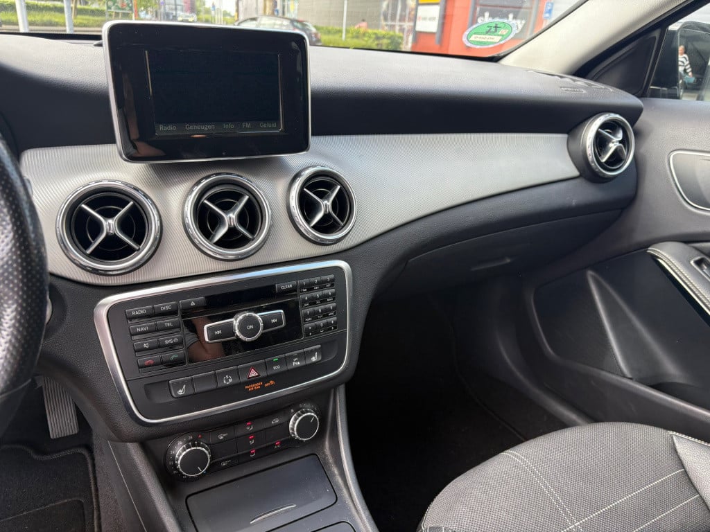 Mercedes-Benz Gla-klasse 200 edition 1