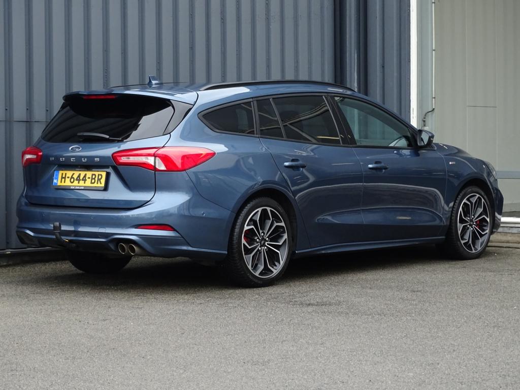 Ford Focus wagon 1.0 ecoboost st line business | led | camera | apple carpl