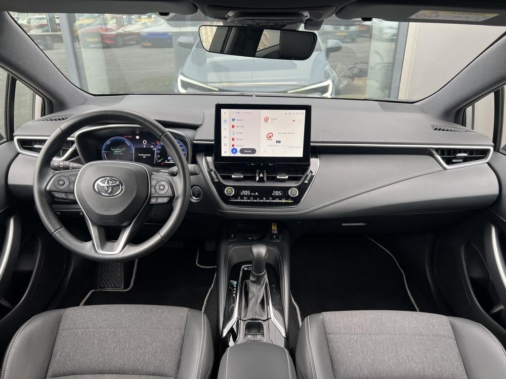 Toyota Corolla Touring Sports hybrid 140 dynamic