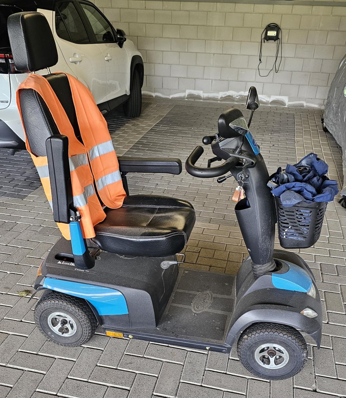 Scootmobiel - Invacare Comet Pro