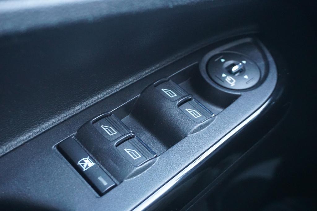 Ford B-max 1.6 ti-vct titanium automaat - climate / navi / cruise / parkeer