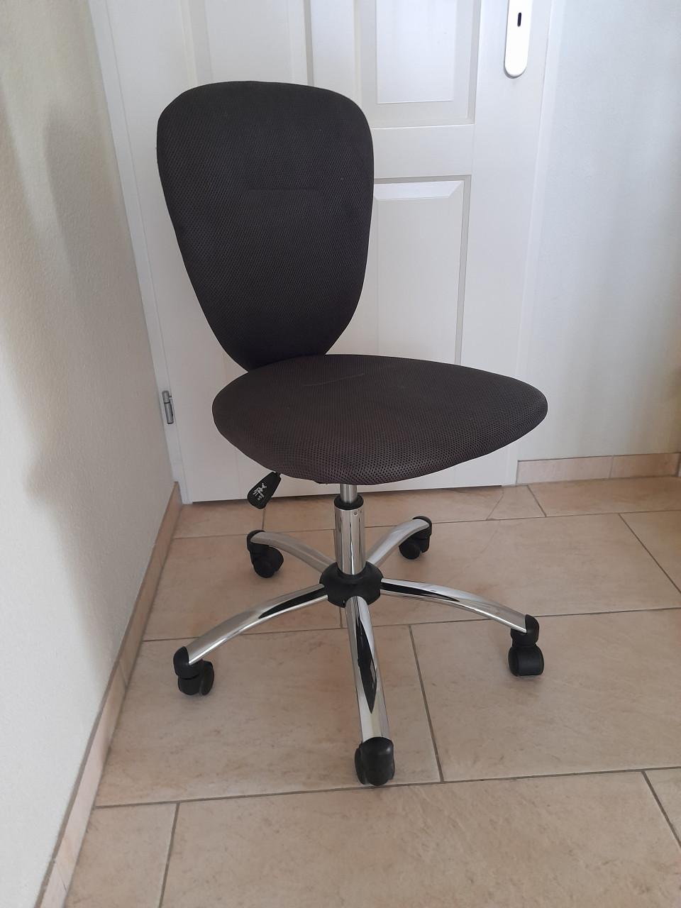 Bureaustoel (in goede nette staat)