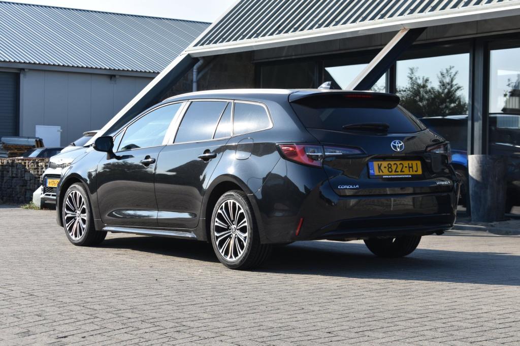 Toyota Corolla Touring Sports 1.8 hybrid | camera | stoelverwarming | apple