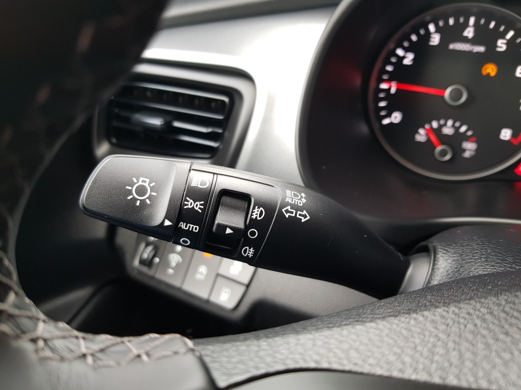 Kia Stonic mhev dynamicline 100pk
