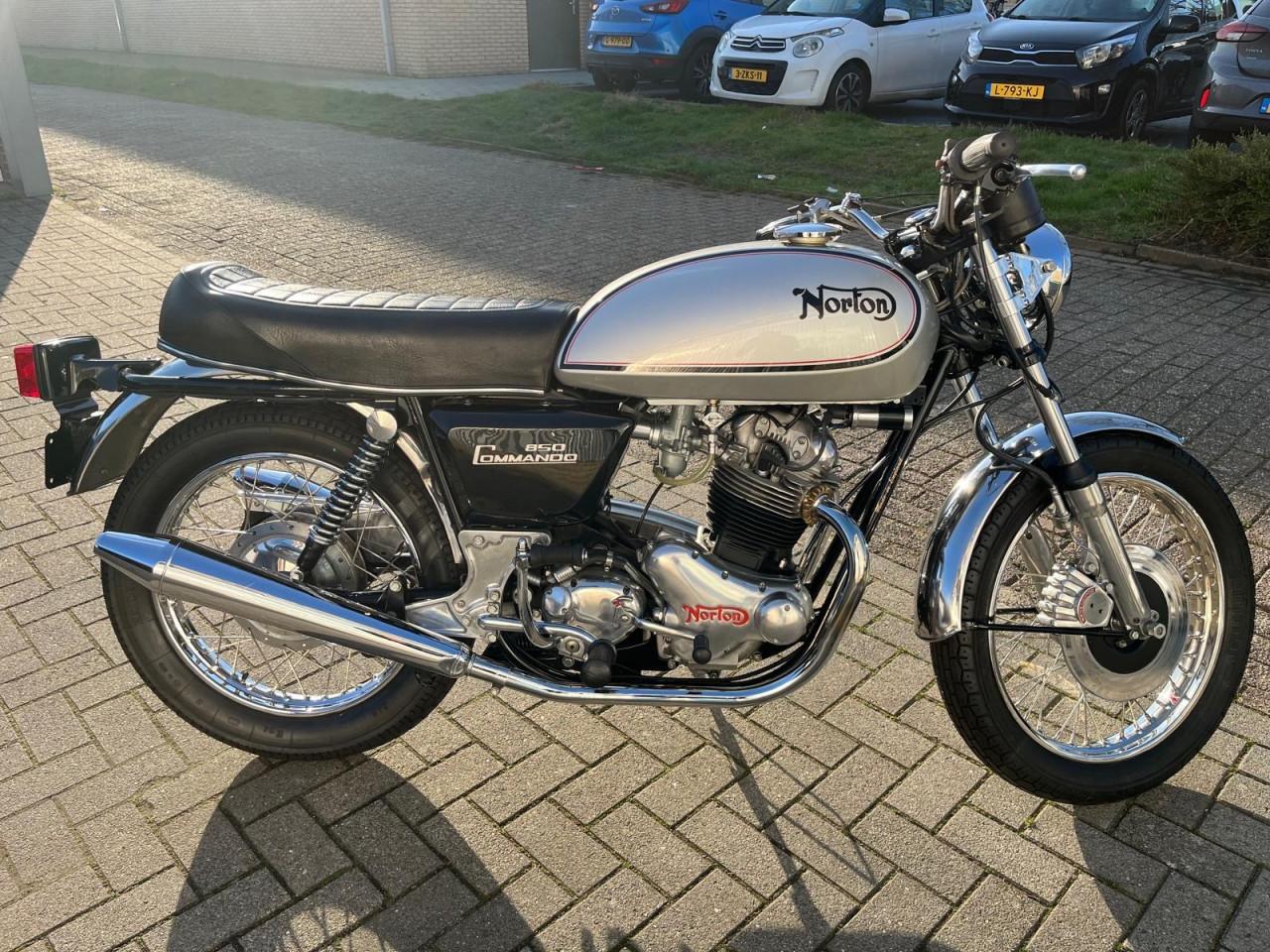 Prachtige Norton motor te koop!