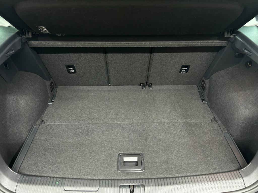 Volkswagen Golf Sportsvan occasion 1.4 tsi highline | zwart | tweedehands v