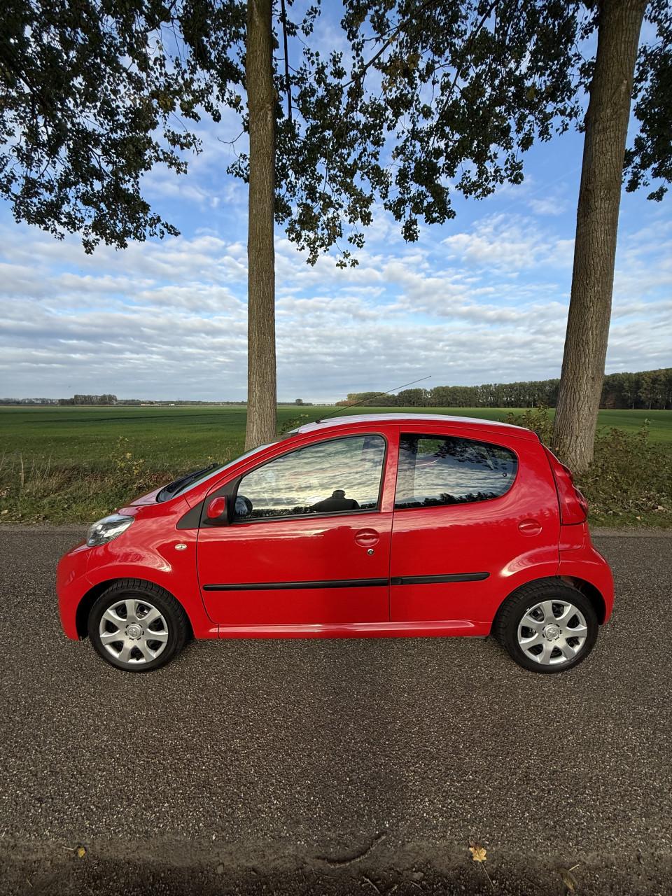 Peugeot 107 1.0 12V XS | 119000 km | NW Koppeling | Airco | 2012 | Carplay