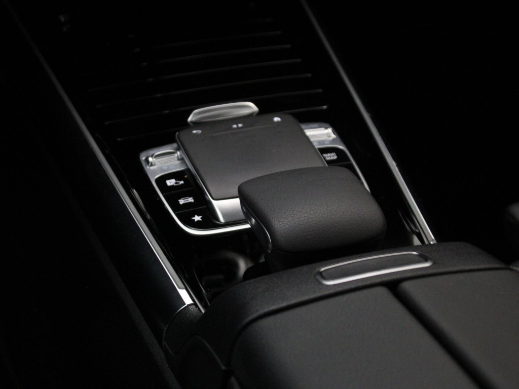 Mercedes-Benz B-Klasse 180 business solution | navigatie | camera | apple c