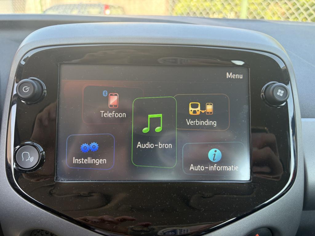 Toyota Aygo 1.0 vvt-i x-play