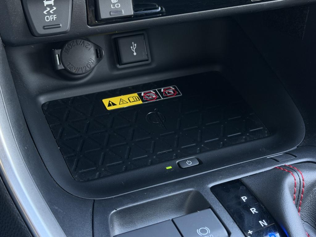 Toyota Rav4 2.5 plug-in hybrid awd style | trekhaak | head-up | bear-lock |