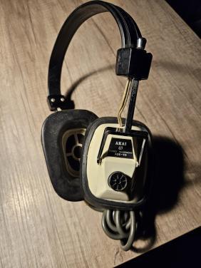 Mooi vintage Akai ASE-9S hoofdtelefoon in goede staat