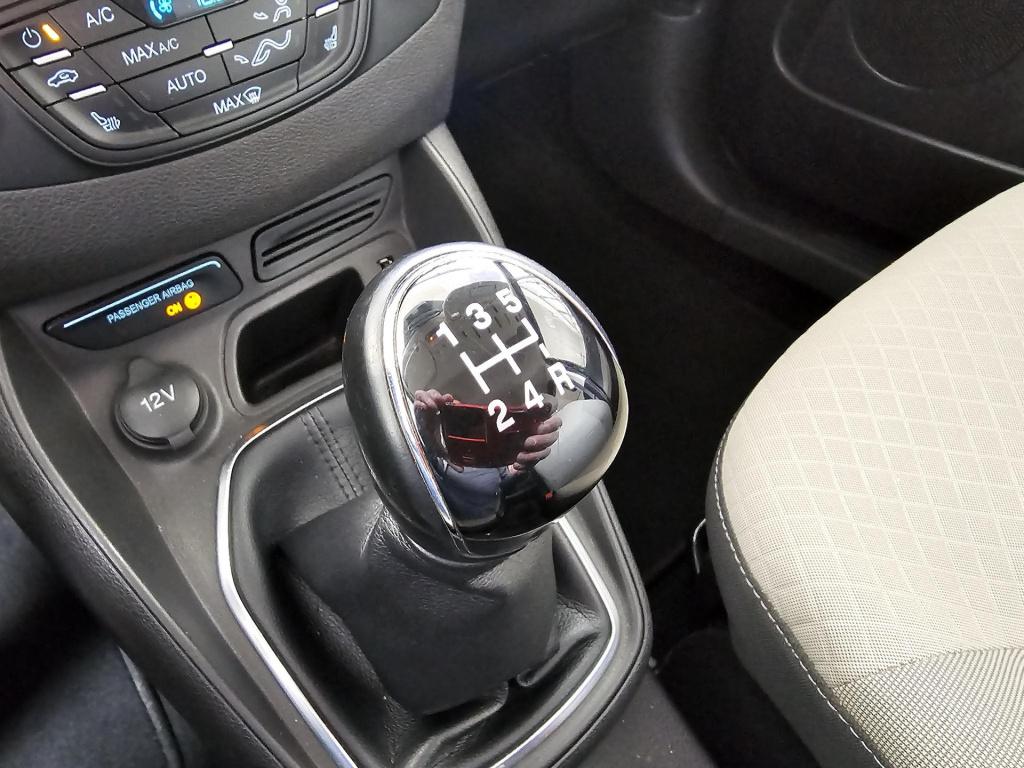 Ford Tourneo Courier 1.0 titanium