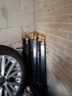 Tuinhek van ijzer ongeveer 15meter met poort