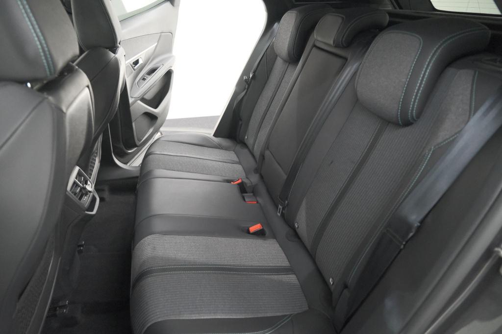 Peugeot 3008 puretech 130 eat8 allure | camera | adaptieve cruise control |
