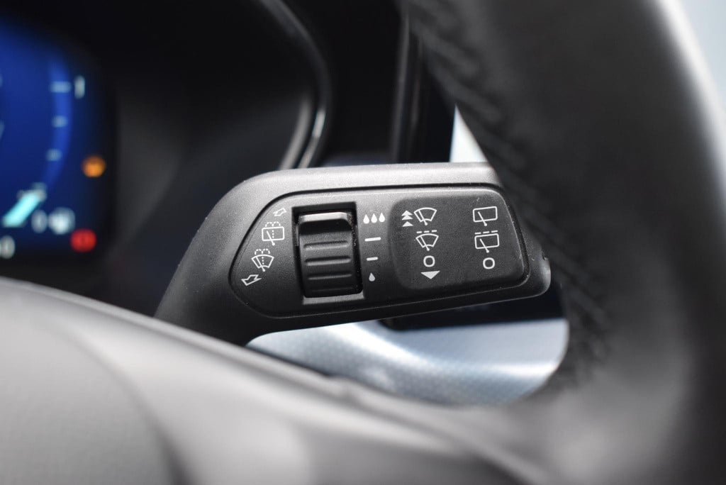 Ford Focus wagon 1.0 ecoboost hybrid active x | climate control | adaptieve